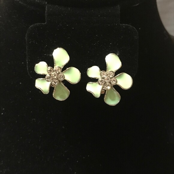 paparazzi Jewelry - Paparazzi Island Iris Clip On Fashion Earrings Jewelry